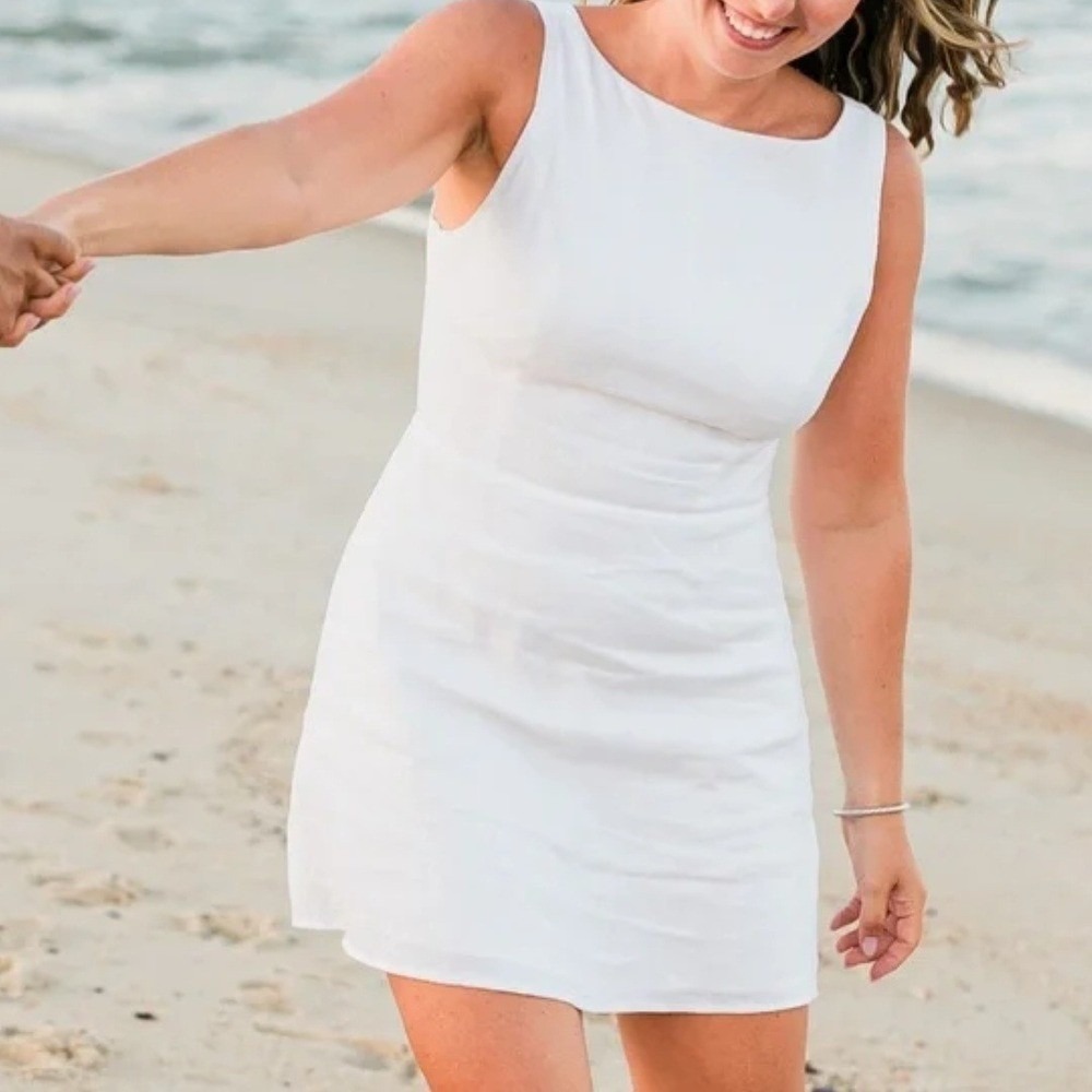 Reformation |‎ Zenni 100% Linen Boat Neck Mini Dress in White - Picture 6 of 10